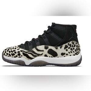 Sz Various AIR JORDAN 11 WMNS
"Animal Instinct"